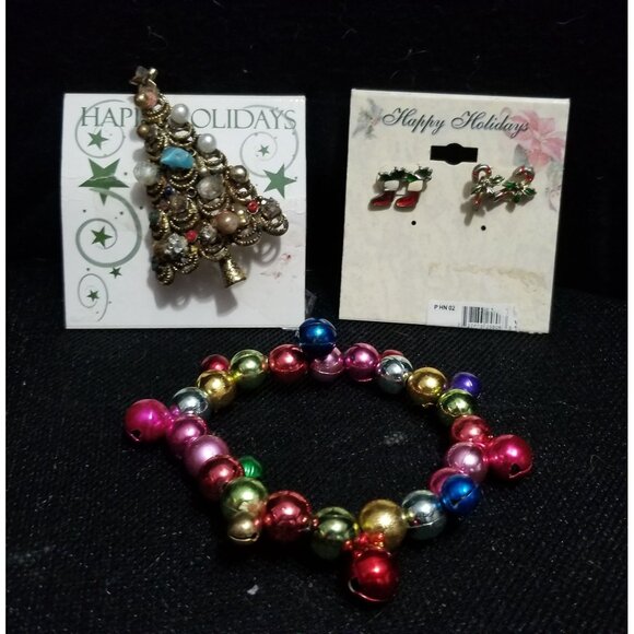 Christmas Jewelry Set of 3 Earrings, Bracelet, and Brooch for Christmas Fashion - Picture 7 of 7
